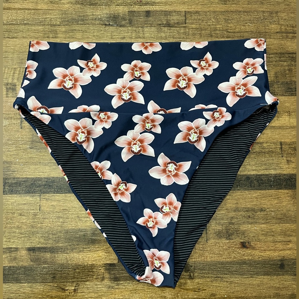 Acacia Echos Bottoms Large
